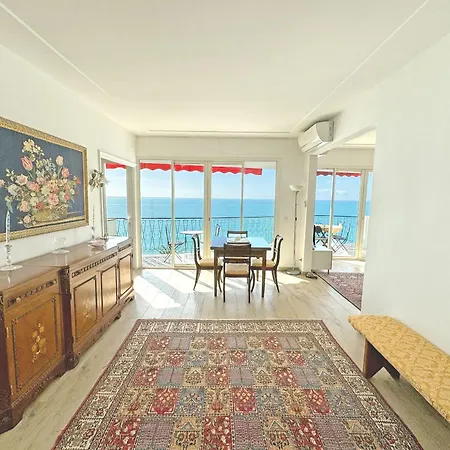 דירה Waterfront With Stunning Panoramic Outlook *