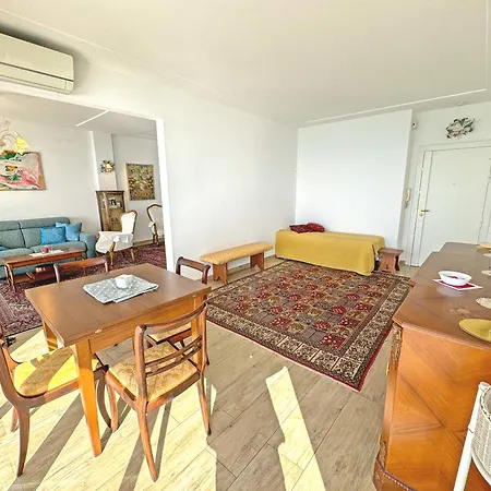 Waterfront With Stunning Panoramic Outlook Nice